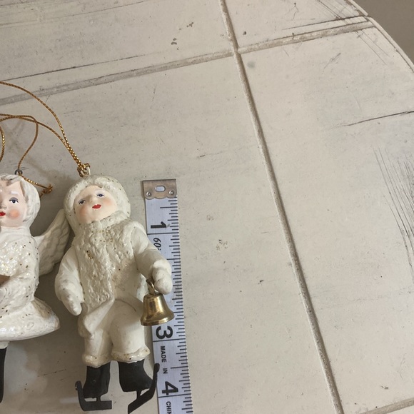 Vintage Victorian set of two Carolers ornaments - Picture 5 of 5